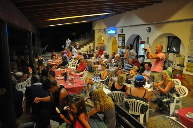 Campeggio Trevisago Iris Park Moniga del Garda Exterior photo